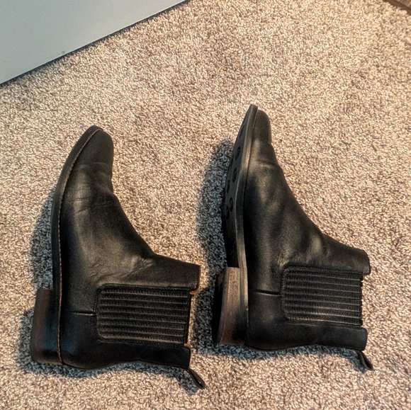 Thursday's Black Leather Women's Everyday Dreamer Chelsea Boots 10.5 - Picture 8 of 11